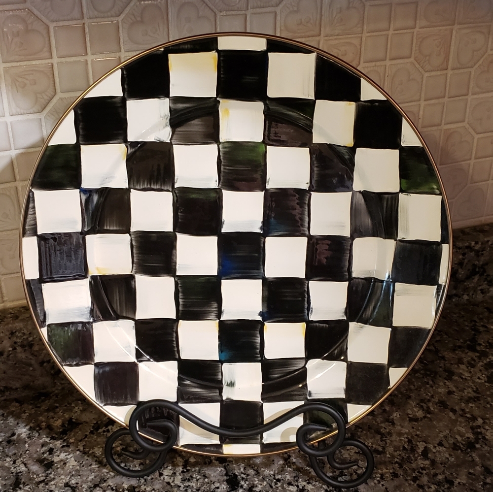 Courtly check 12” charger